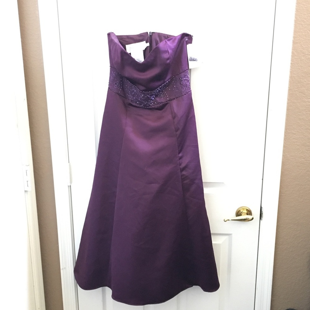 Nwt David’s bridal strapless tea length dress 6